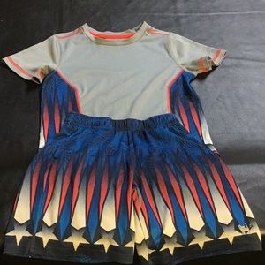 Boy short set, sz 6, mambo